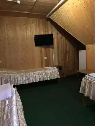 Эконом-класса 3-местный. Отель «Вертикаль». Домбай-гостиницы