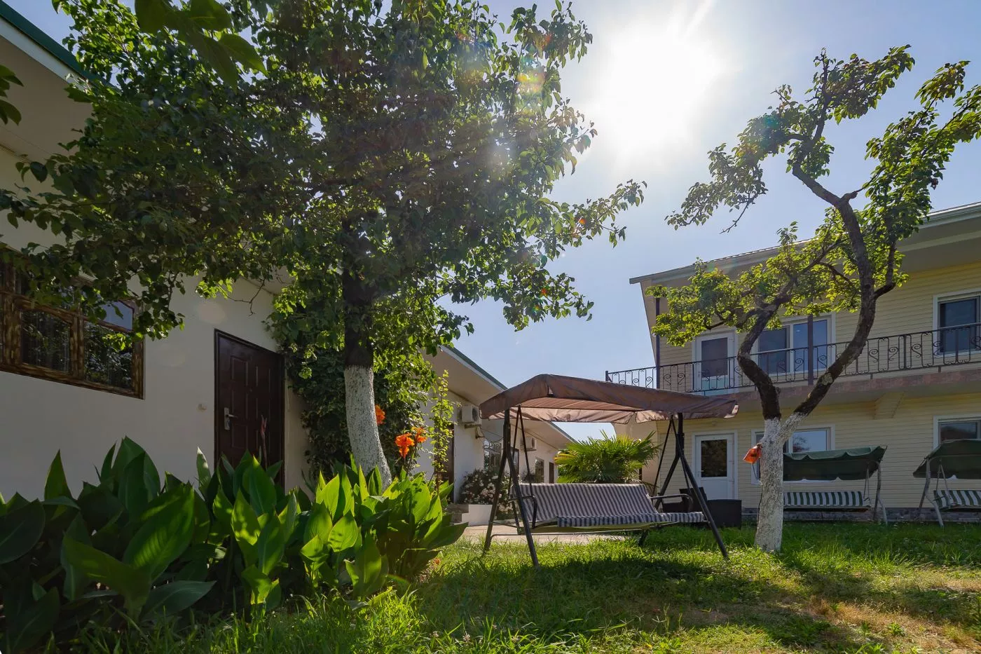 . Гостевой дом Family Holiday. Цандрипш