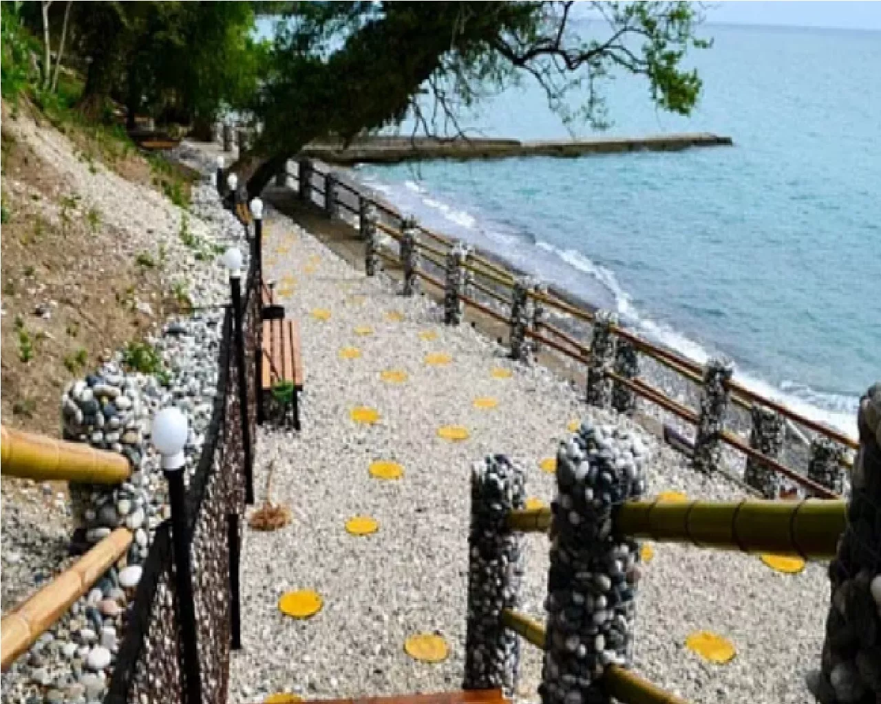 . Гостевой комплекс "Моресоль". Новый Афон