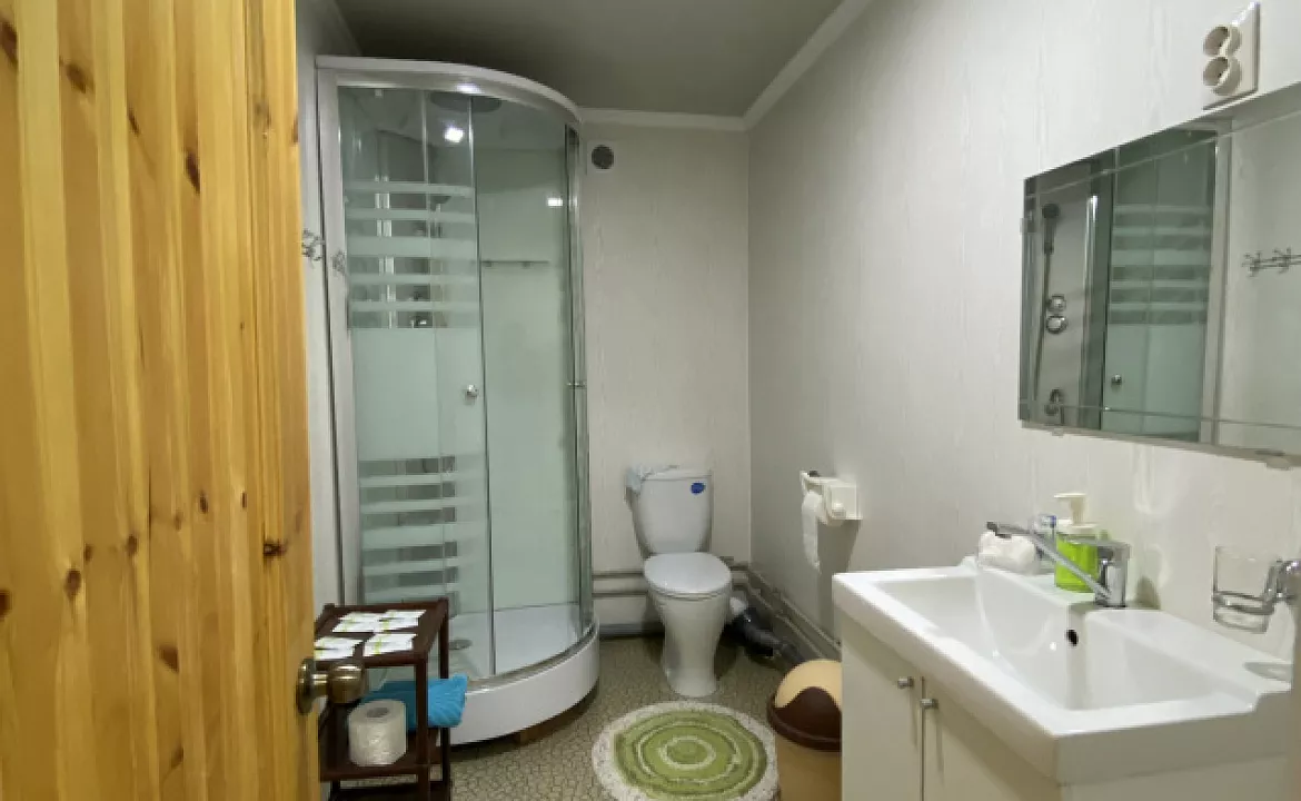 Семейный с балконом. Гостевой дом "Инжир". Новомихайловский Семейный с балконом. Гостевой дом "Инжир". Новомихайловский