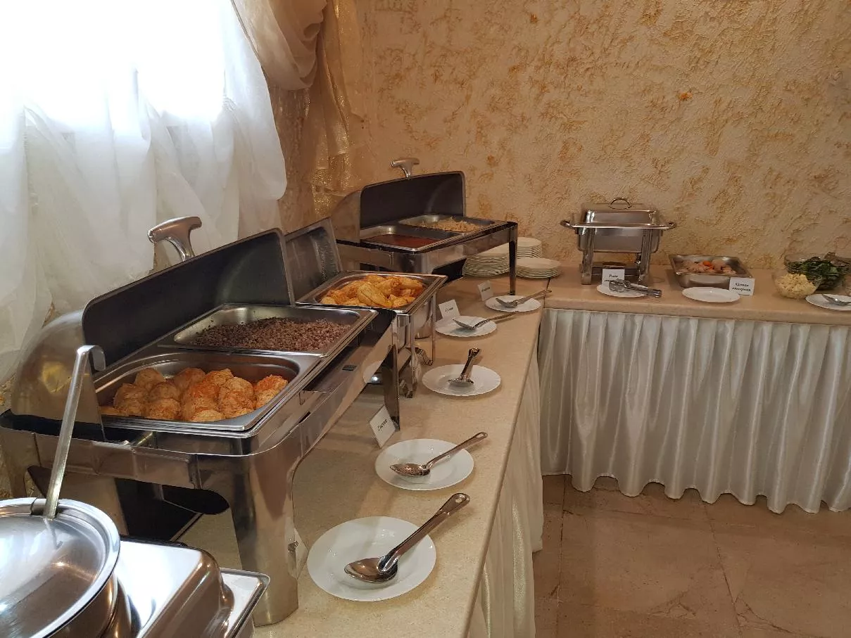 . Отель Золотой **. Саки