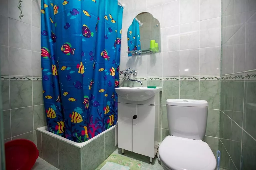 Семейный 4х местный номер. Гостиница "Кристина"- Адлер. Адлер