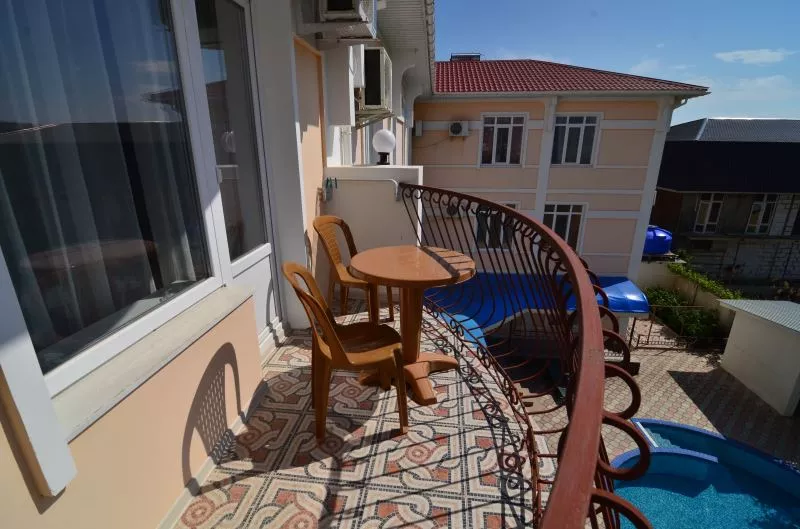 1-комнатный 2-местный с балконом  1-комнатный 2-местный с балконом