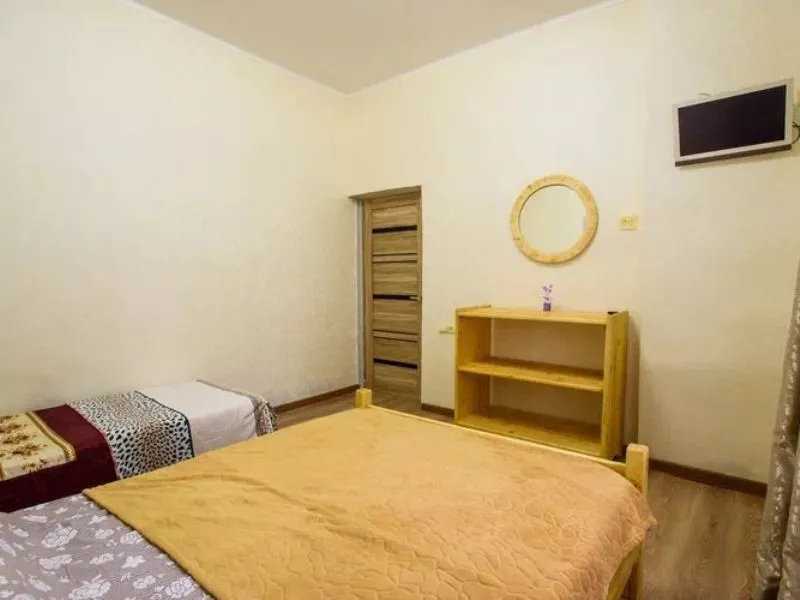 2х-комнатная квартира. Частный сектор Гочуа 7 . Квартиры в Пицунде