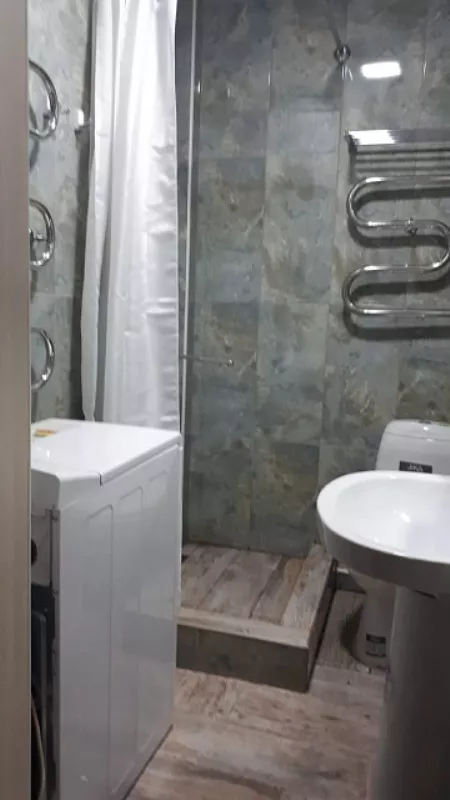 . Квартира в многоквартирном доме 1-комнатная Березовая, 28/1. Красная Поляна