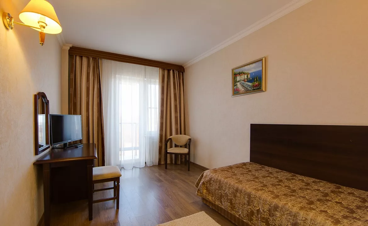 Одноместный Cтандарт. Отель "Анапа Лазурная" 3*. Анапа
