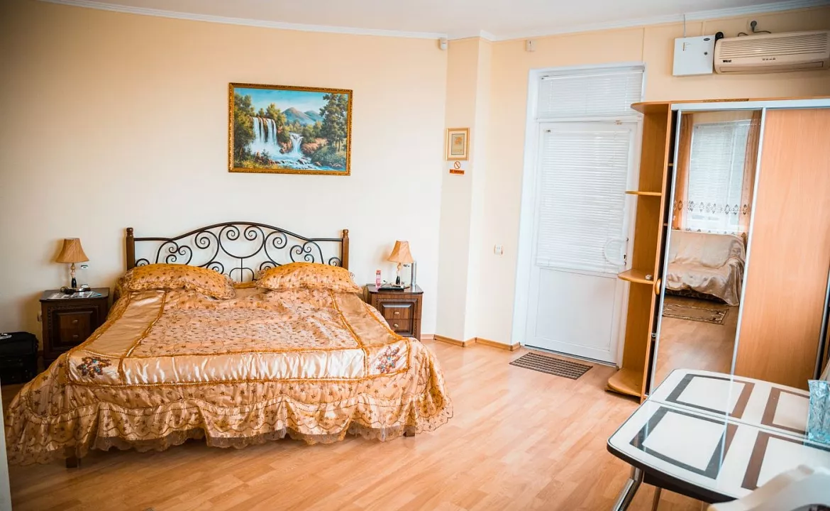 Полулюкс № 2.1. Гостевой дом частный "Мид". Ялта