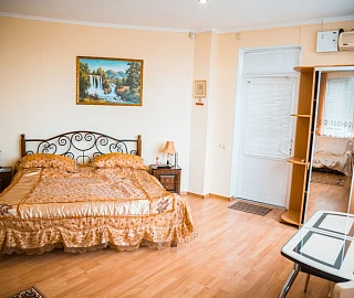 Полулюкс № 2.1. Гостевой дом частный "Мид". 