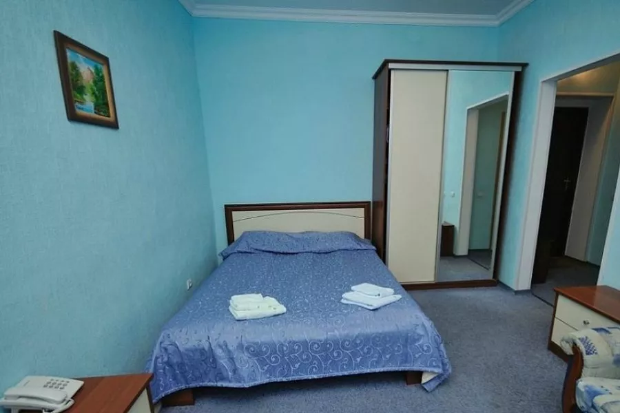 2-х местный «Стандарт». Отель «Фотон». Домбай-гостиницы