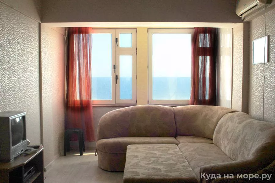 . Эллинг ЮБК «Чайка». Алупка