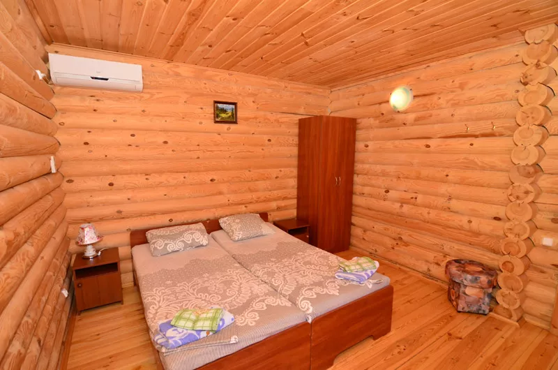 Деревянный коттедж (эко-дом) 2-местный номер. Гостевой дом «В гостях у Тихона». Заозерное