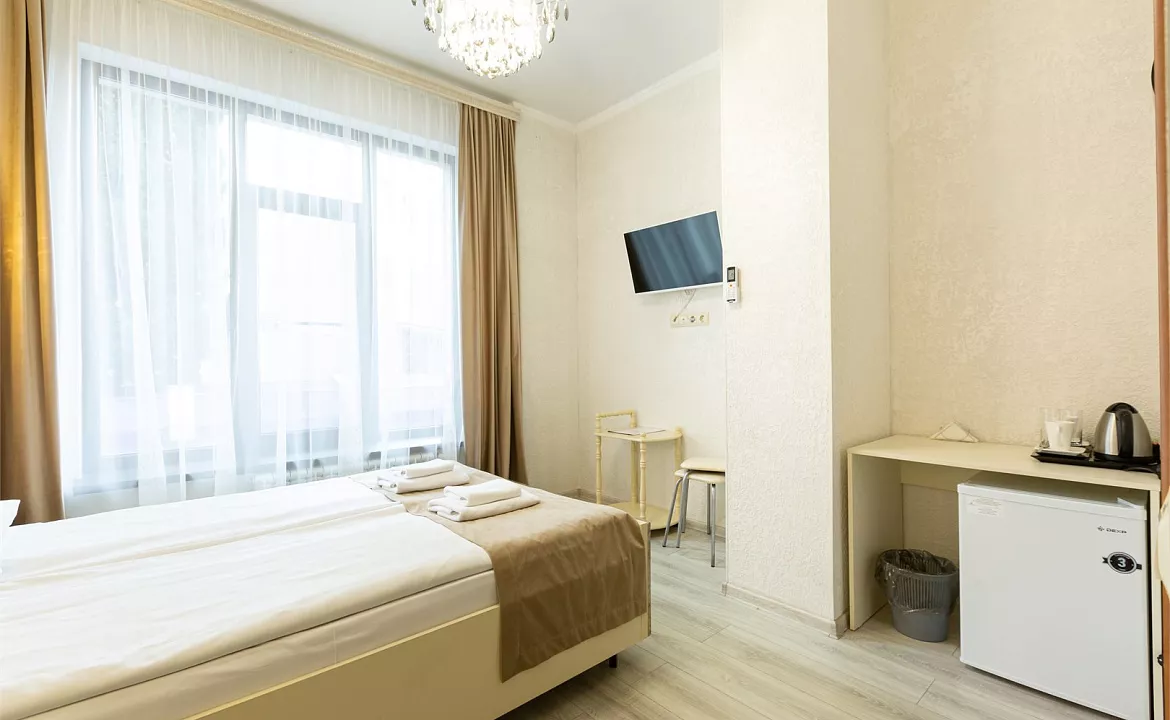 Двухместный стандарт. Отель "Сочи Галерея Парк". Сочи