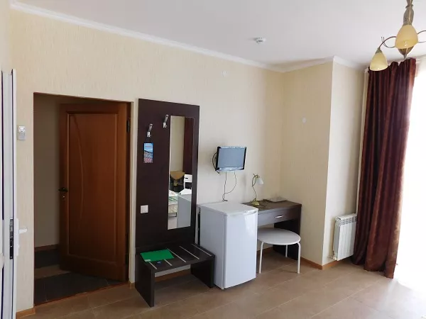 ЧЕТЫРЕХМЕСТНЫЙ  Полулюкс. Частный гостевой дом "Майами". Пересыпь