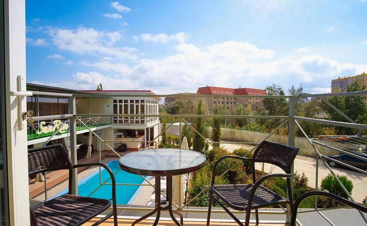  Стандарт семейный. Отель «КОКТЕВИЛЛЬ». Коктебель