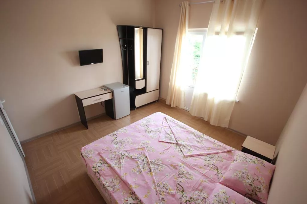 С удобствами!. Гостевой дом "Южный" у Гарика. Лазаревское С удобствами!. Гостевой дом "Южный" у Гарика. Лазаревское