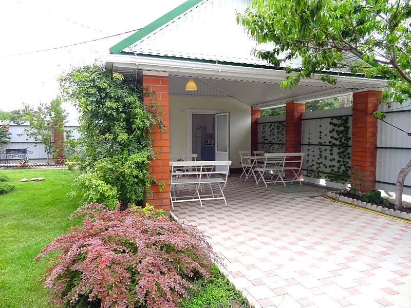 . Гостевой дом "Зеленый дворик" - Голубая бухта. Голубая бухта