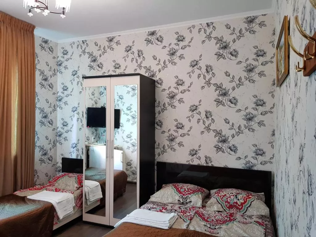 . Гостевой дом "Cветлана". Адлер