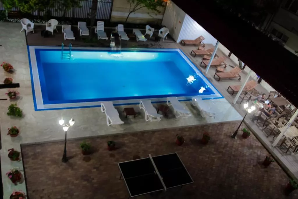 . Гостиница "Катран". Лазаревское