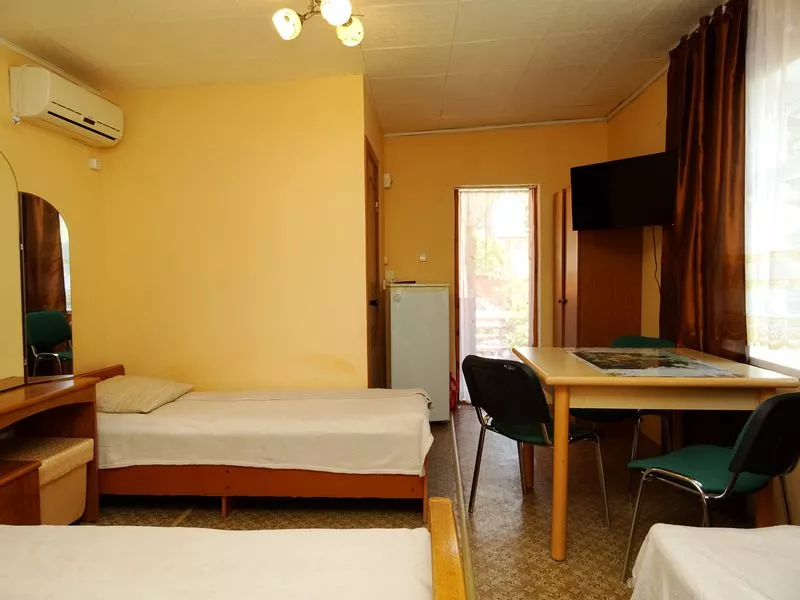 Стандарт 4-х местный с верандой. Гостевой дом Гоголя 51. Анапа