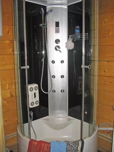 1-этажный коттедж (комната-студия, люкс - до 6 чел.). Усадьба «Двуречье». Нижняя Кутузовка