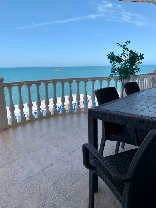 4-Х МЕСТНЫЙ С ВИДОМ НА МОРЕ. Отель КАВКАЗ. Гостиницы и отели Лазаревского 4-Х МЕСТНЫЙ С ВИДОМ НА МОРЕ. Отель КАВКАЗ. Гостиницы и отели Лазаревского