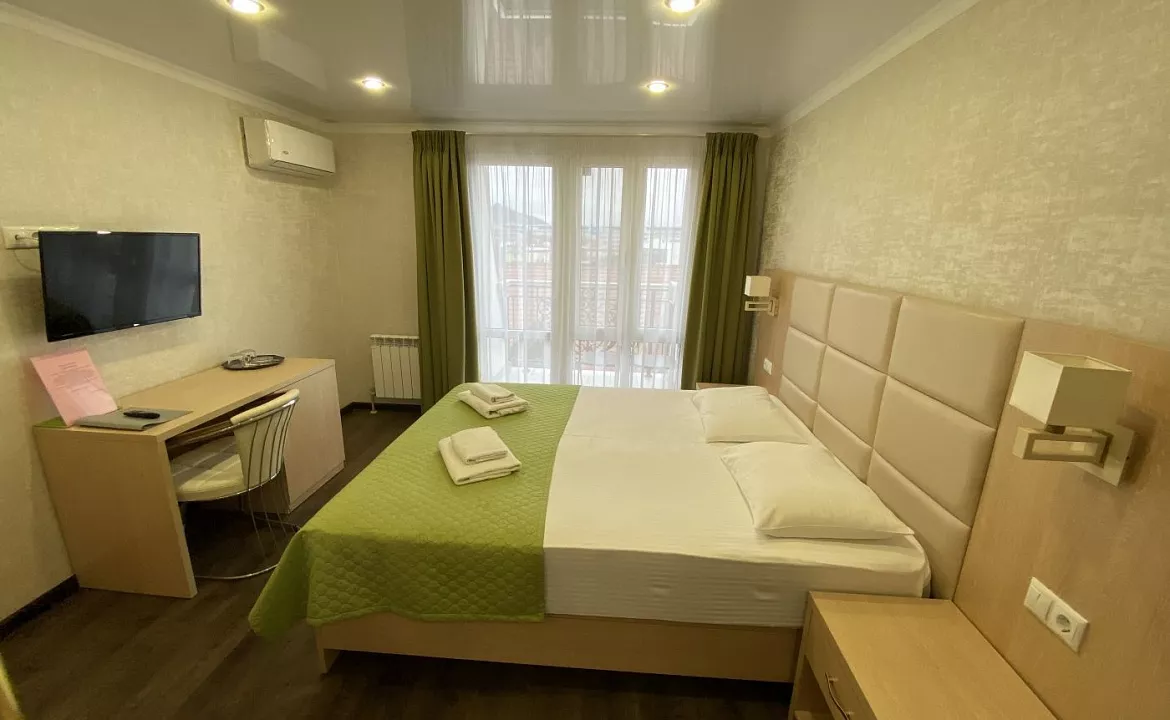 Стандартный двухместный номер. Отель BLUE MARINE HOTEL. Адлер