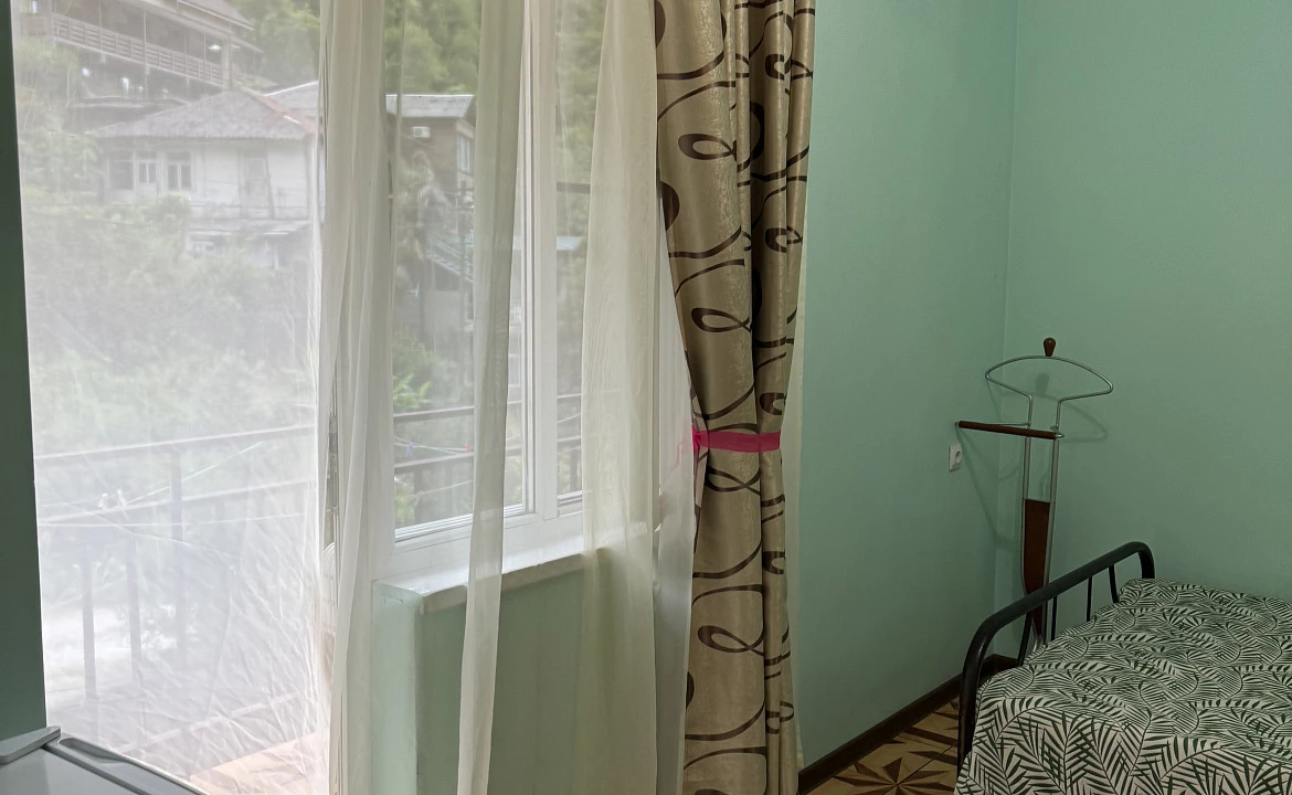 Семейный 2-х комнатный 2-ой этаж. Гостевой дом "Пантера". Гагра