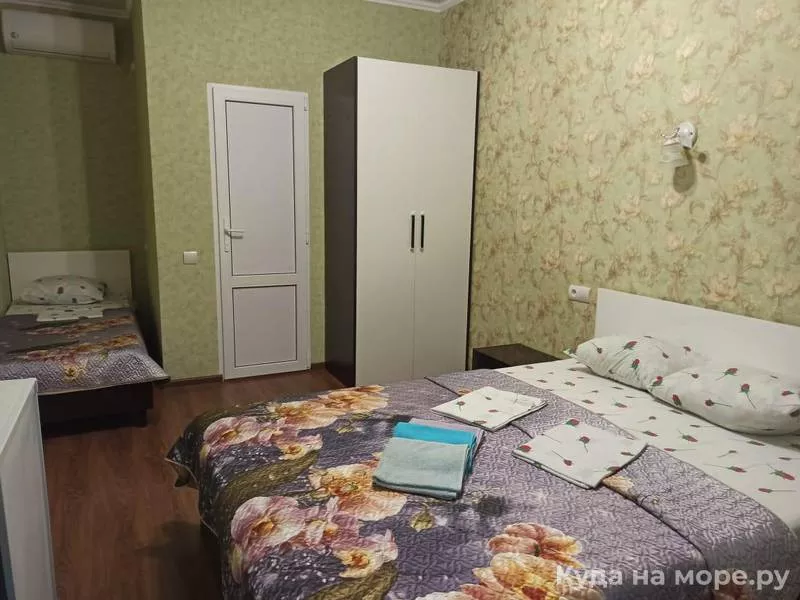 Стандарт 3-х местный номер + 1 доп. место. Гостевой дом Чайка. Архипо-Осиповка