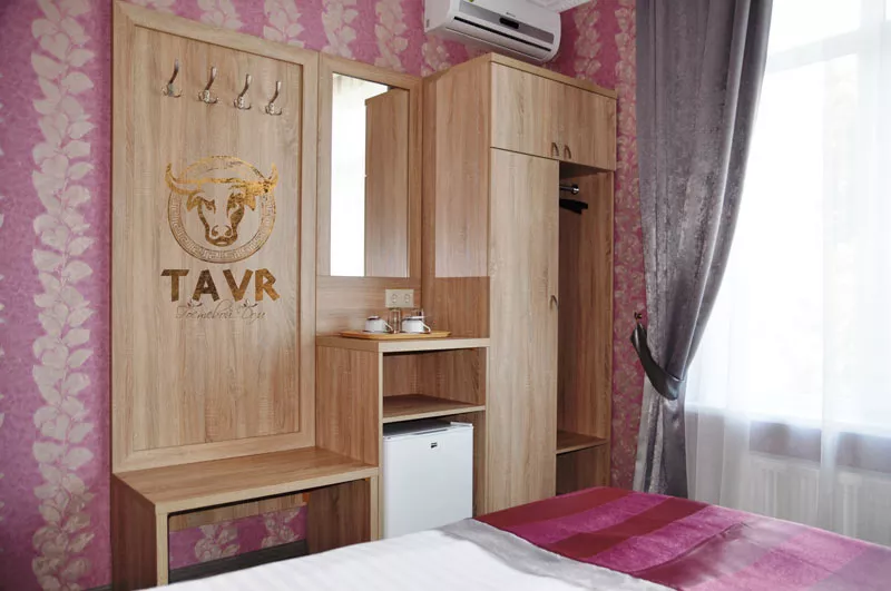 Family. Гостевой Дом «ТАВР». Ялта