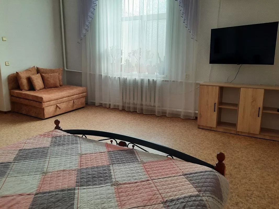 . Частный сектор Большая однокомнатная квартира. Алушта