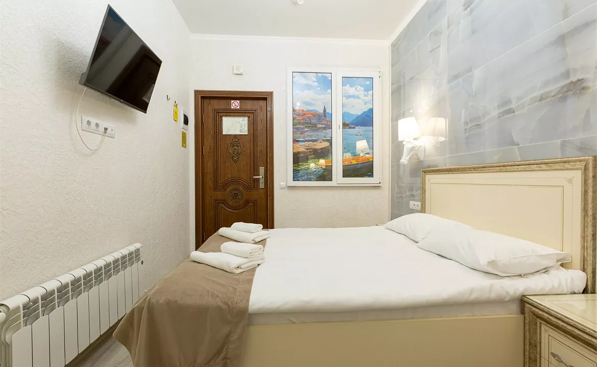 Двухместный без окна. Отель "Сочи Галерея Парк". Сочи