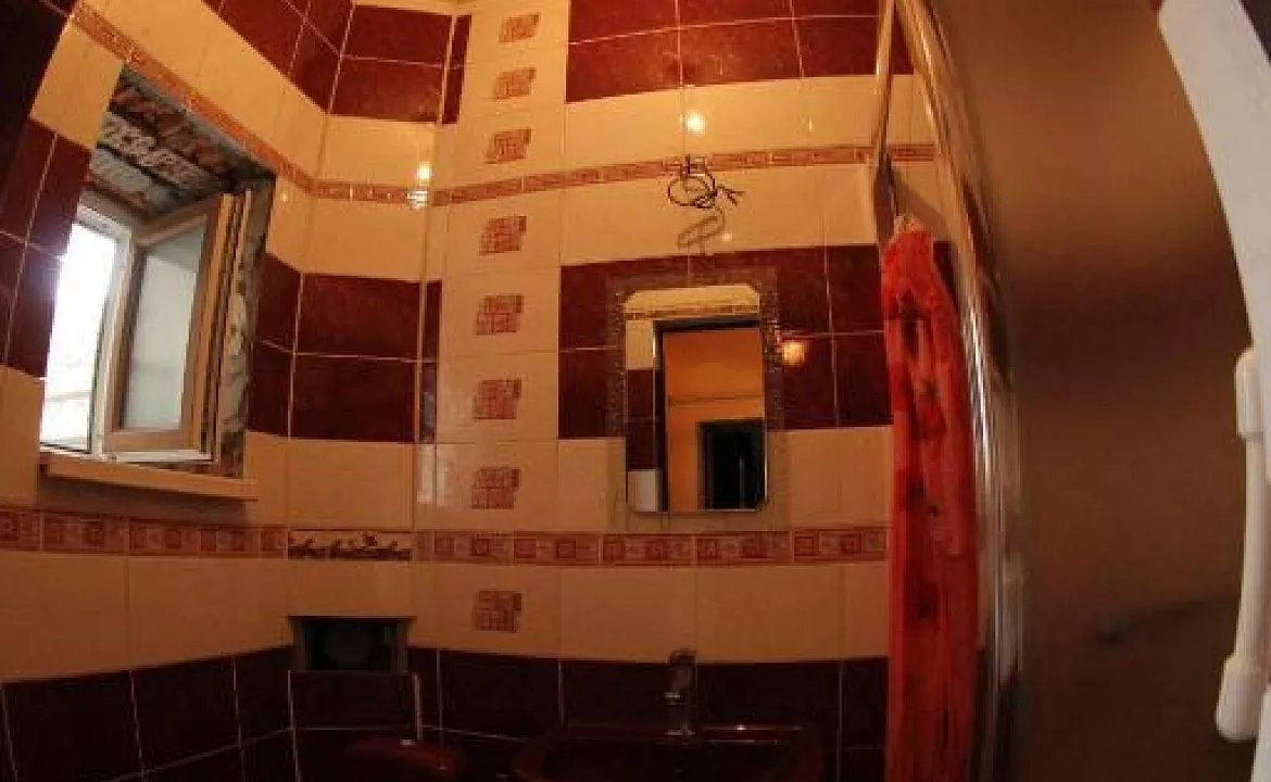 Трехместный номер эконом-класса. Мини-гостиница Морской курорт. Ейск Трехместный номер эконом-класса. Мини-гостиница Морской курорт. Ейск