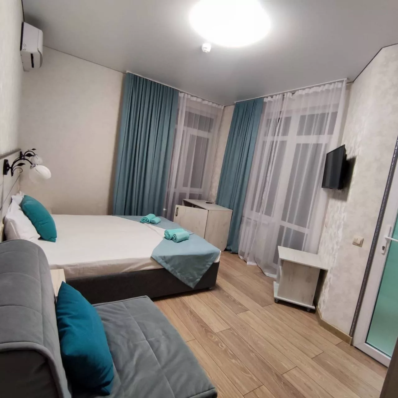 . Гостевой дом Villoo Bosco - Лоо. Лоо