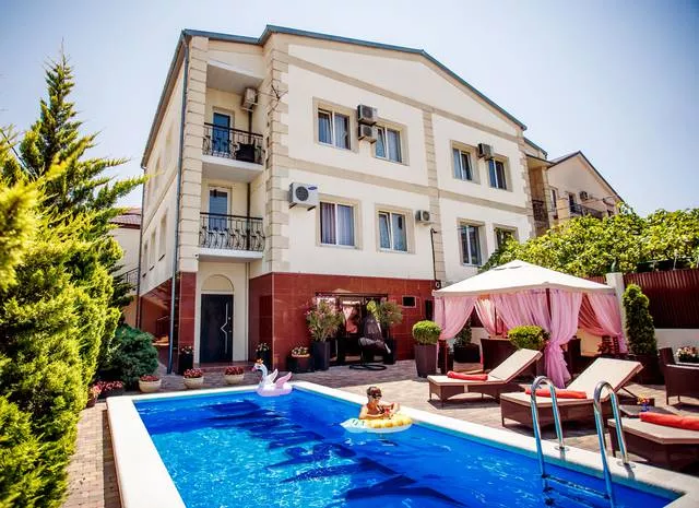 . Гостевой дом «Dynasty на Янтарной». Геленджик