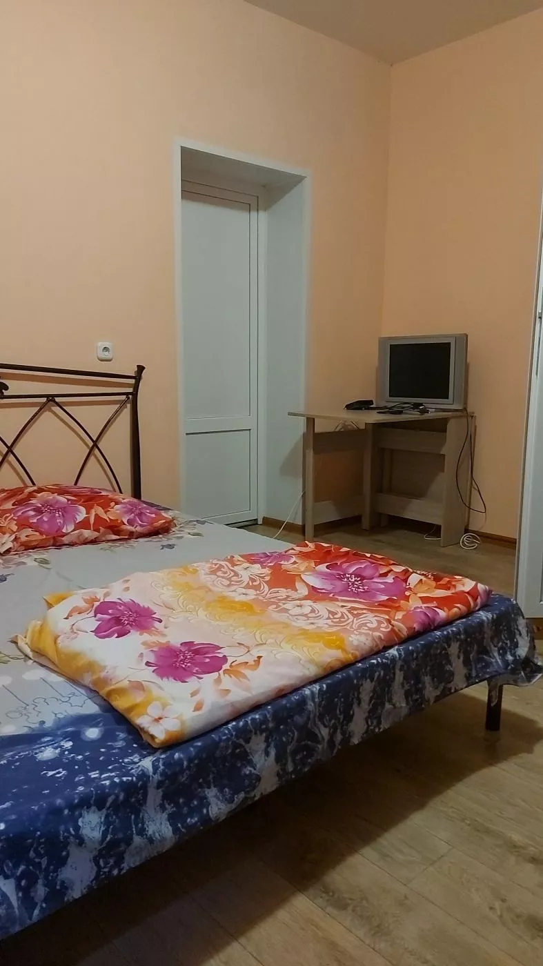 . Гостиница Александровский сад у моря . Ейск