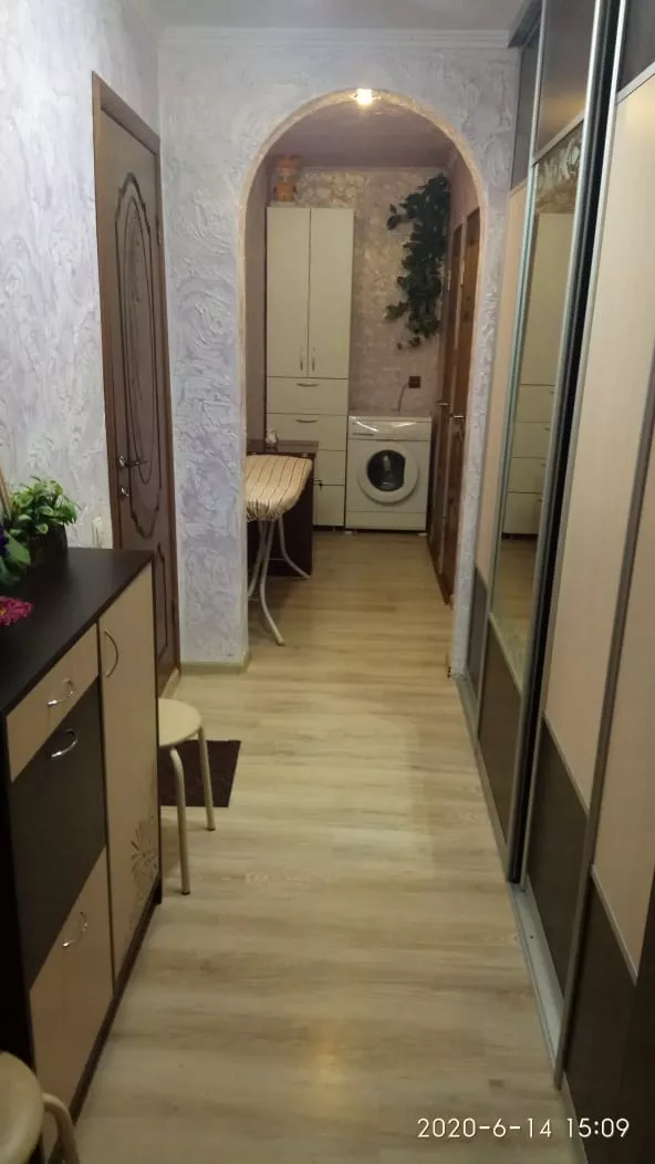 . Квартира в многоквартирном доме 2-х комнатная квартира у моря. Ейск