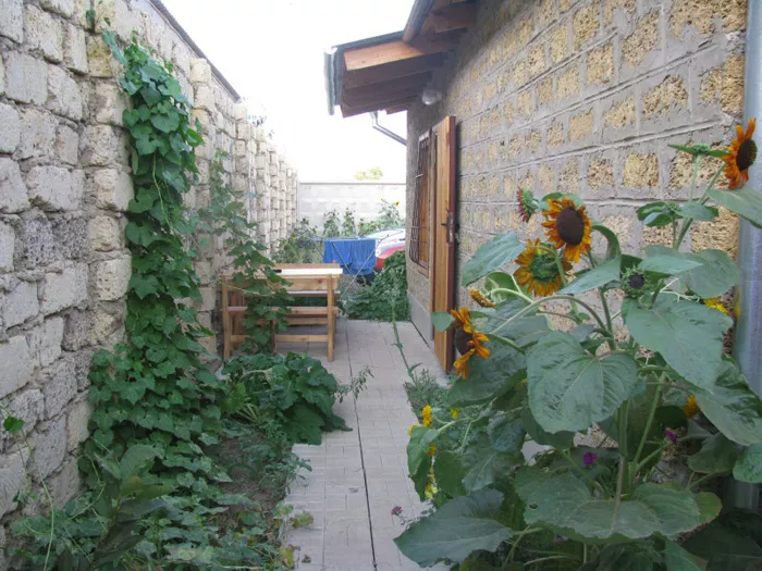 . Частный мини-пансионат «Хата». Штормовое . Частный мини-пансионат «Хата». Штормовое