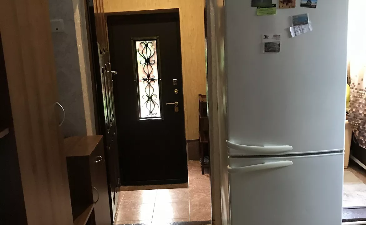 Апартаменты . Гостевой дом Алмаз . Ейск