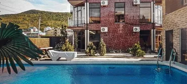 Отель "Радужный"