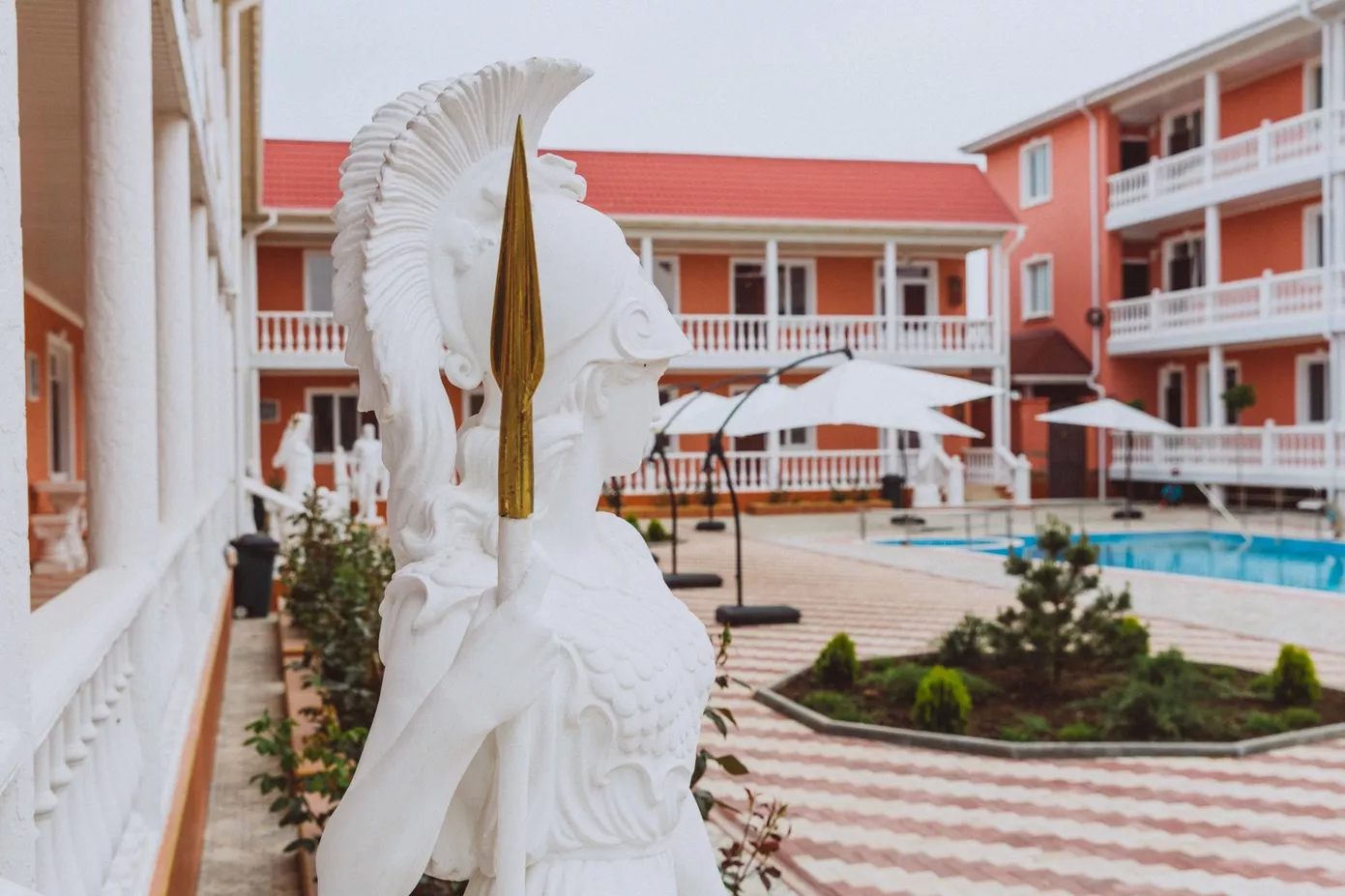 . Гостевой дом «Red House». Заозерное . Гостевой дом «Red House». Заозерное