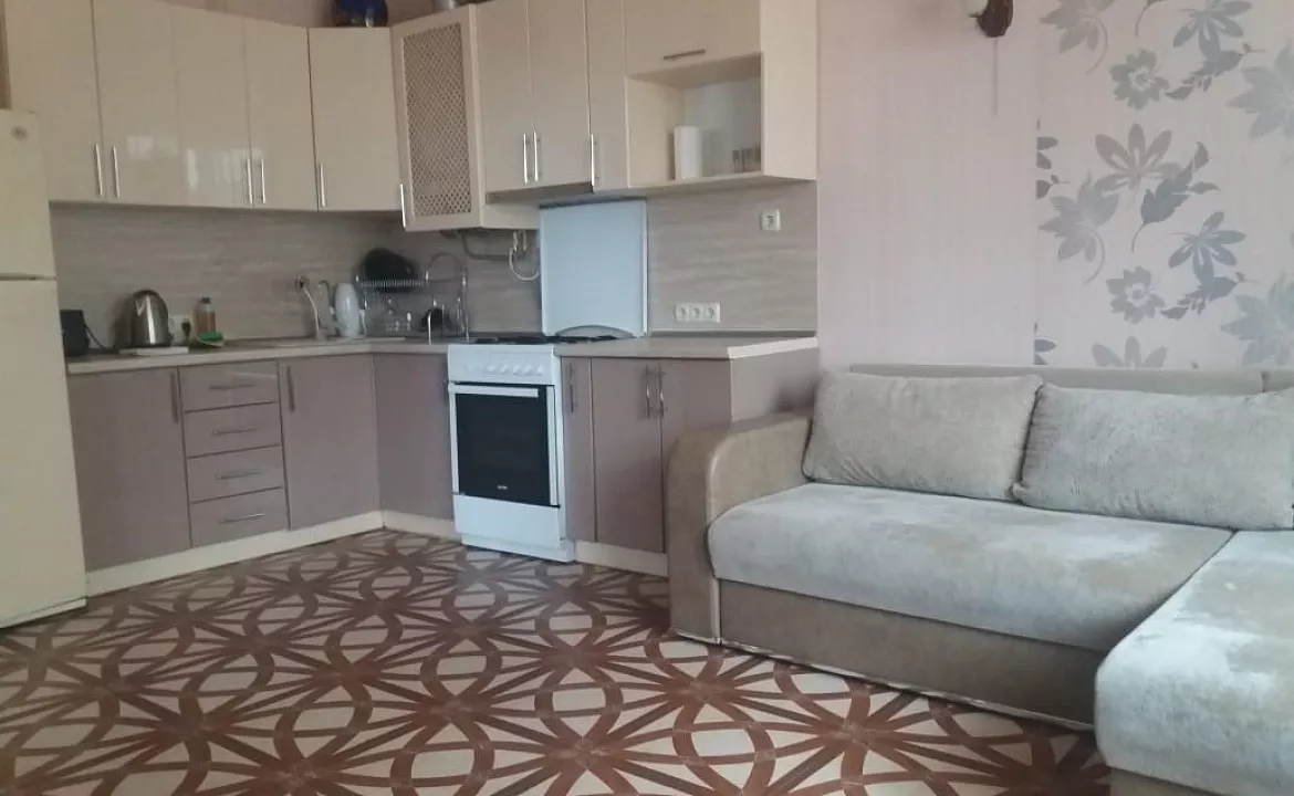 Апартаменты трехкомнатные с отдельным входом на 1 этаже 9. Гостевой дом Лиана. Ливадия