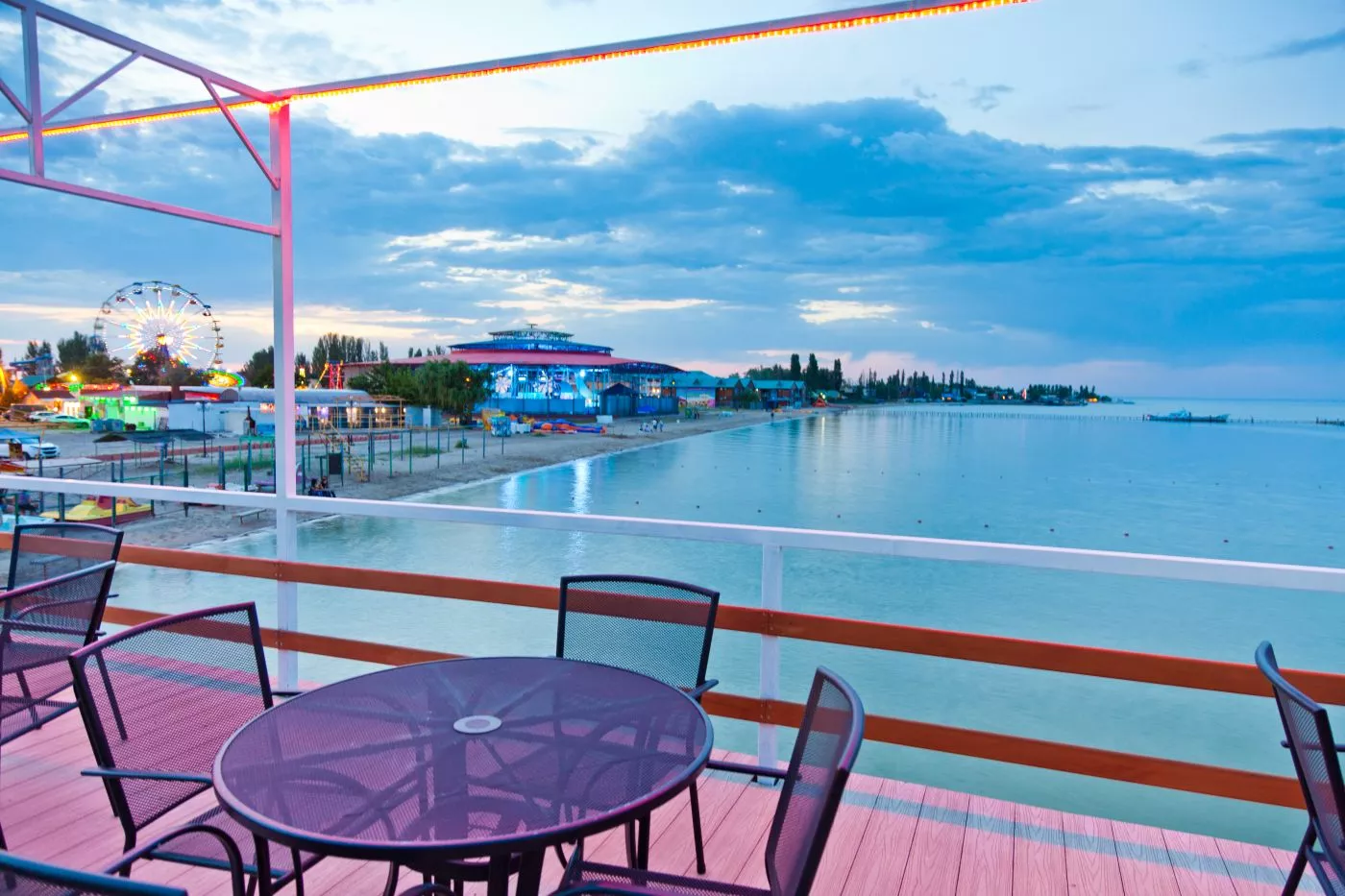 . Отель Водноспортивный клуб-отель "Торнадо". Ейск