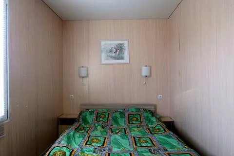 Трехкомнатный 6-ти местный «Стандарт». Гостевой дом «Афина-Вояж». Заозерное