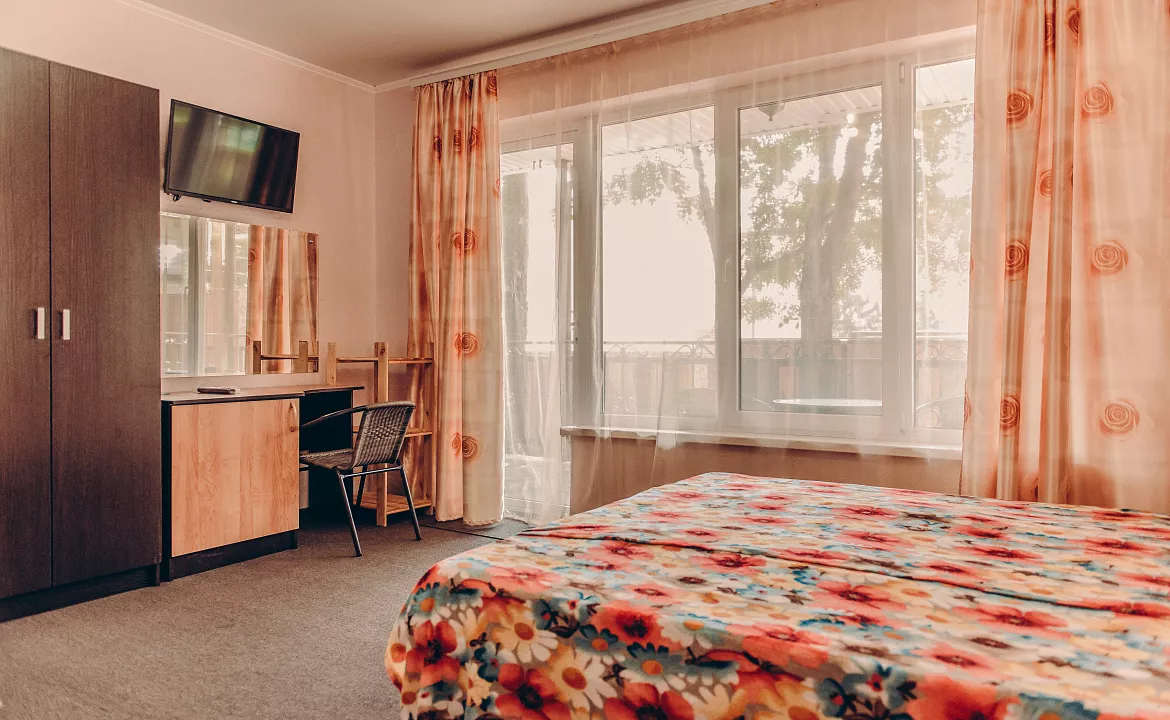 Комфорт. Гостевой дом "Усадьба" - Голубая бухта. Голубая бухта