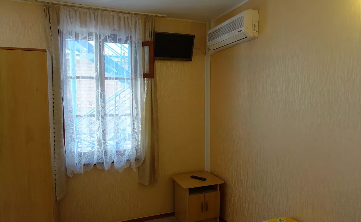 Трёхместный. Гостевой дом Морячок. Анапа