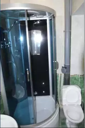 Эконом двухместный в блоке. Отель «Альпина». Эльбрус - гостиницы