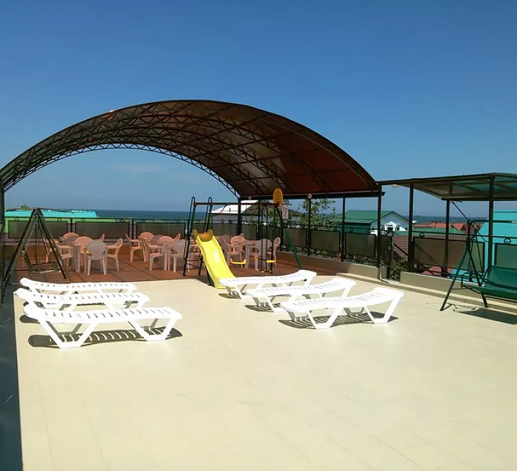 . Частный гостевой дом На палубе. Голубицкая