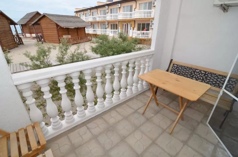 4-местный 2-комнатный стандарт. Пансионат Del Mar. Штормовое