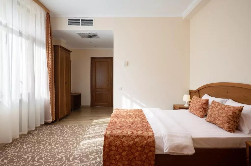 . Отель Тройка. Красная Поляна