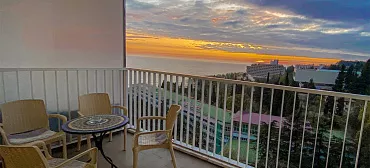 premium Apartments actor Galaxy